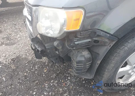 2009 Ford Escape Xlt from USA, damaged, VIN 1FMCU03789KA51186